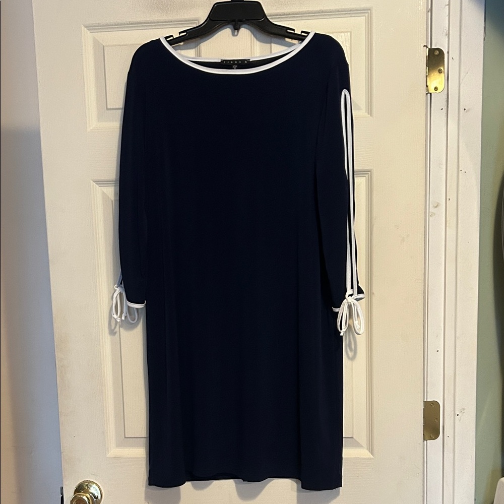 Tiana B Navy Blue and White Dress Size XL